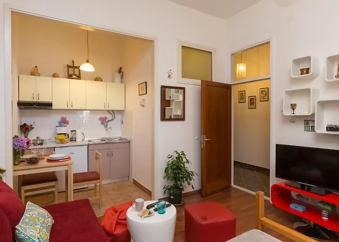 Sweetest Thing Apartment